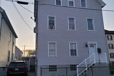27 Bourne St