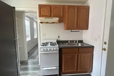 72 S 6th Street #4