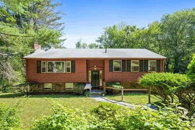 352 Hill Road