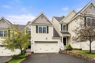 6 Trevor Ln #6 1