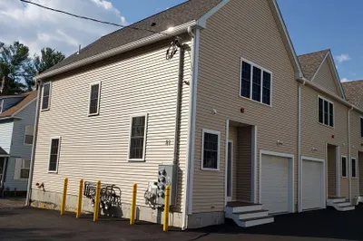 81 Narrow Ln #B 1