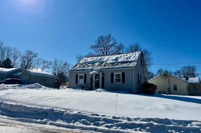 112 W Canton Cir