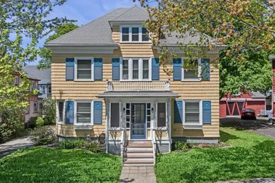 10 Brockton Ave 1