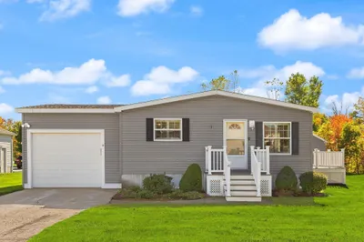 16 Skyview Drive 1