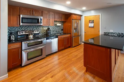 351 Pleasant Street #11 1