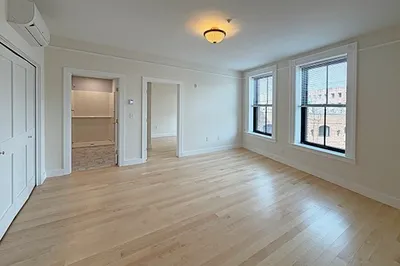 105 Paige St #310 1