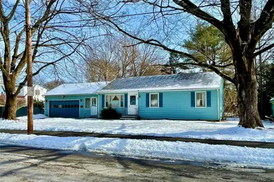 4 Grant Rd