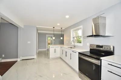 25 Pineywood Ave
