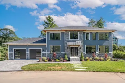 56 Dexter Rd 1