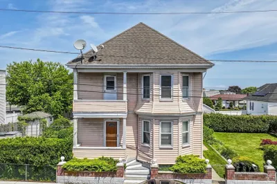 10 Sheridan St 1