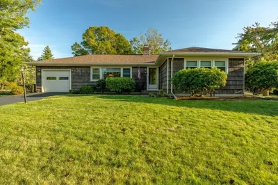 63 Cottage St 1