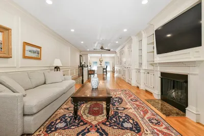 447 Beacon St #1