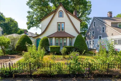 15 Elmwood St