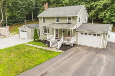 55 Pine Island Rd 1
