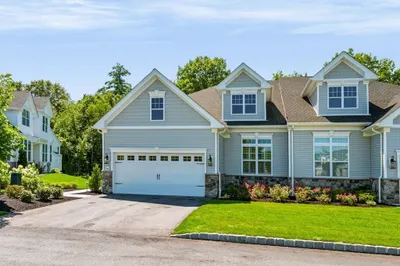 56 Ingalls Village Way #25 1
