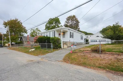 12 Lothrop St