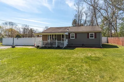 77 Jensen Cir