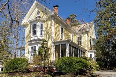 14 Hillside Ave