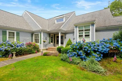 112 Saddleback Ln 1