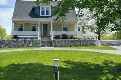 506 Old Post Road 1