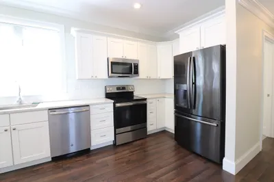 140 Minden St #2 1