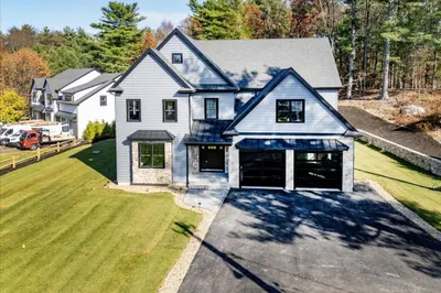 4a Maureen Drive 1