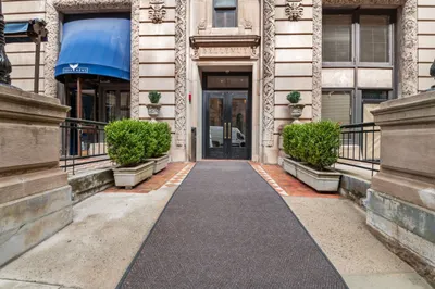 21 Beacon Street #6B 1