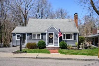133 Grove St 1