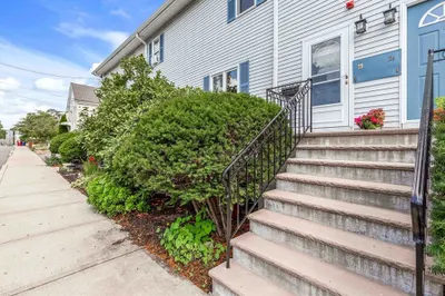 23 Waverly Pl #23 1