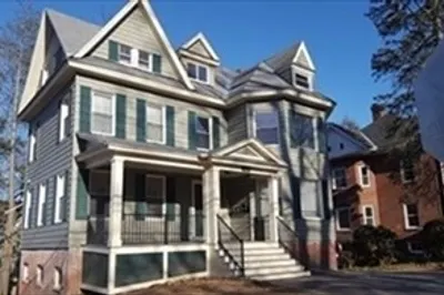 103 Crecent Street #1 1