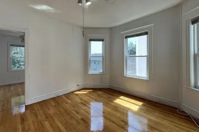 126 Neponset Ave #2