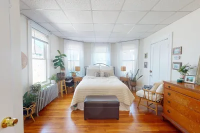 14 Sheridan Ave #1