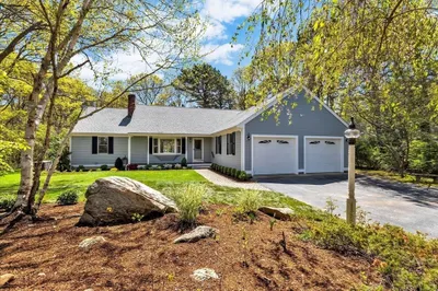 98 Old Campus Dr