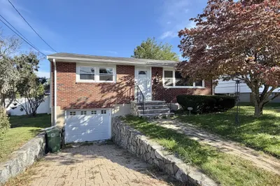 108 Brookline St 1