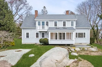 25 Adams Hill Road 1