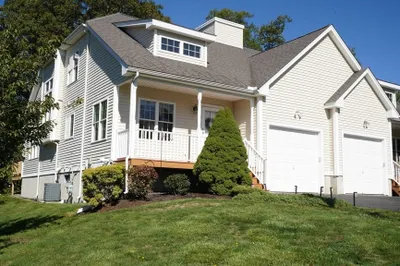 44 Maple Terrace #44 1