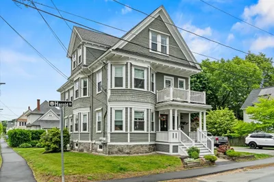39 Harold St #3