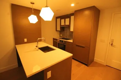 100 Lovejoy Pl #5M