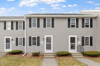 68 Olde Colonial Dr #3