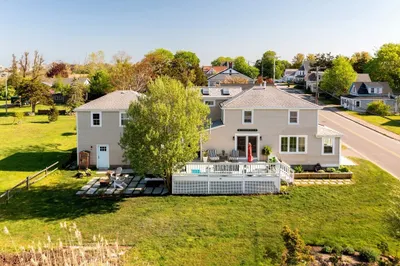 116 Island St 1