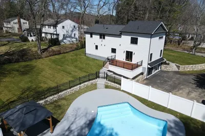 565 Elm St 1