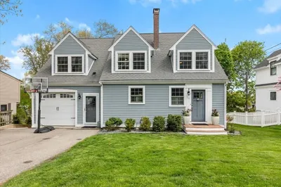 23 Governor Andrew Rd 1