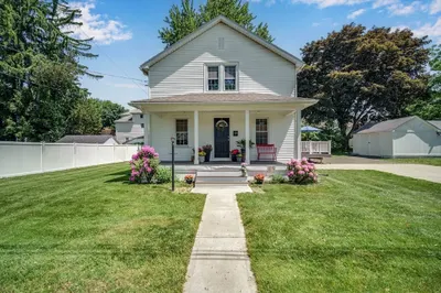 100 Lawndale Street 1