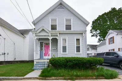 118 D St