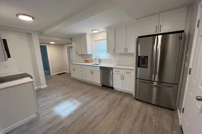 8 Sunset Rd