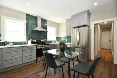 18 Lyon St #3 1