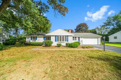 31 Meadowlark Dr 1