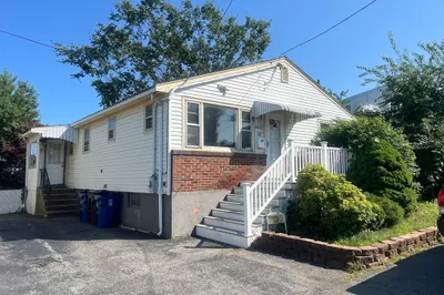 13 Lantern Rd 1