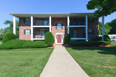 6 Walker Rd #3 1