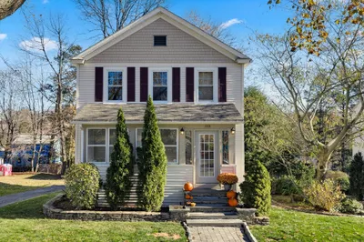 113 Bay State Road